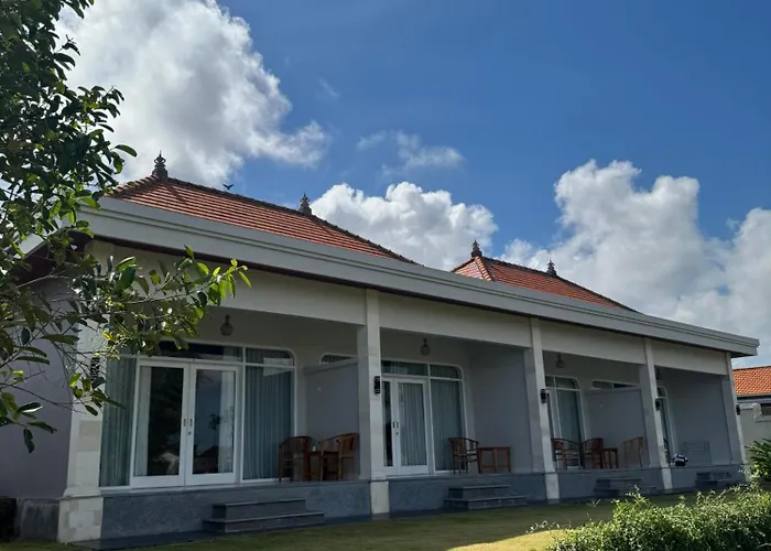 Octa House Pandawa 3* ウルワツ